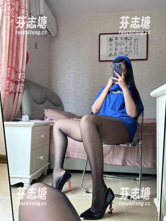 美邵女Baby 微密圈 - 穿越时空的透明感:美邵女Baby与她的精选图片之旅