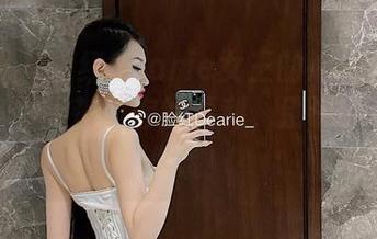 微密圈 – 脸红Dearie女王的心思：图包中的每一张都是你的福利，别说我没告诉你哦！