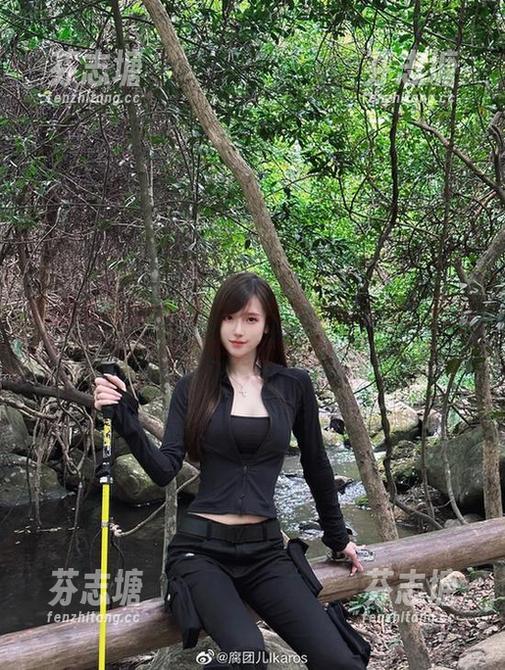 腐团儿Ikaros的路人女主养成法则，图包分享中竟藏玄机！