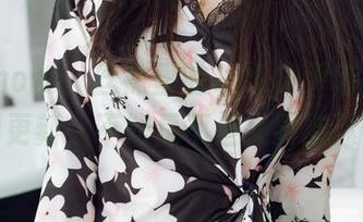 花漾show – 丝袜里的SOLO-尹菲,新的美图更新,不知是不是又要被迷住?