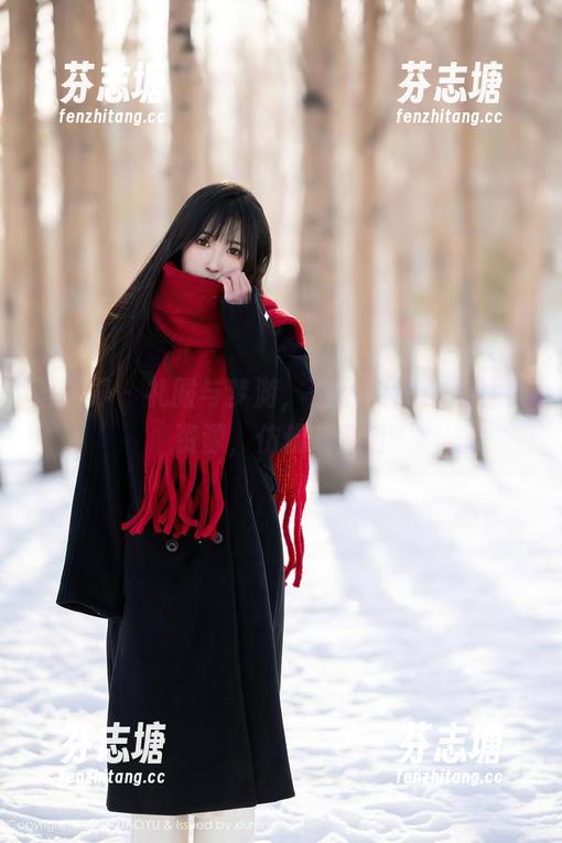 语画界 - 礼服与梦游，楚恬Olivia的图集资源，仿佛是童话