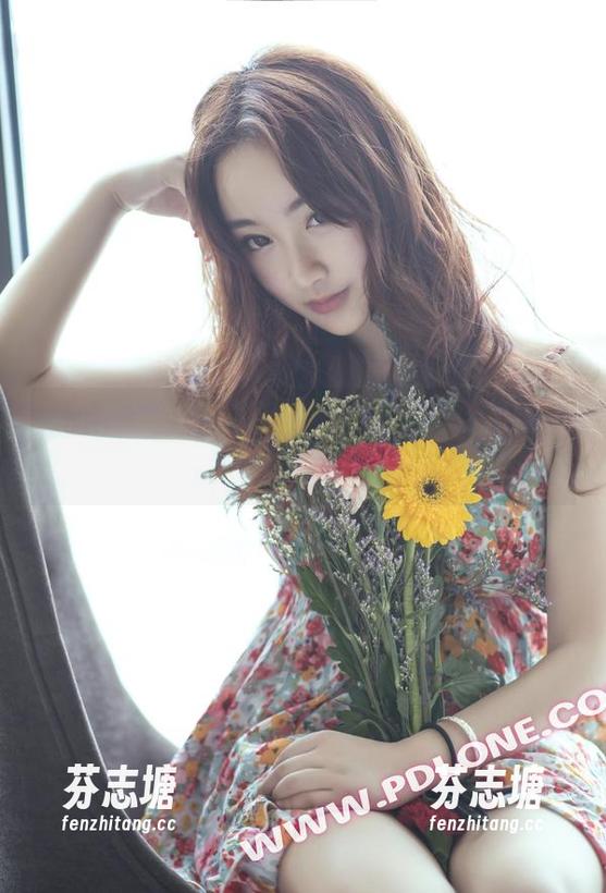 轰趴猫-曲曲 轰趴猫 - 最新曲曲御姐:这是一场视觉的派对,资源多到爆!