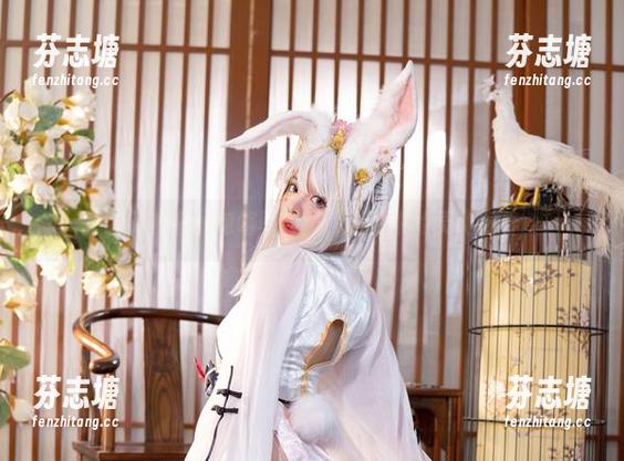阿寨寨 看阿寨寨如何驾驭校服,照片中的灵动青春