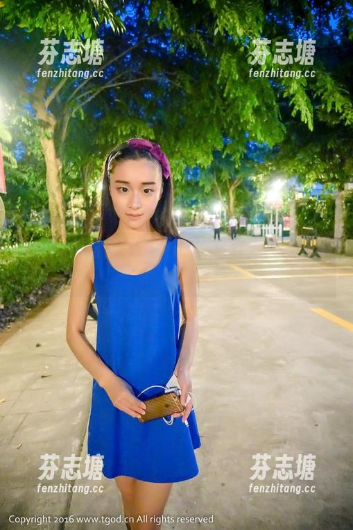 青豆客-王明明 青豆客 - 豹纹与王明明:写真集原图让人怦然心动
