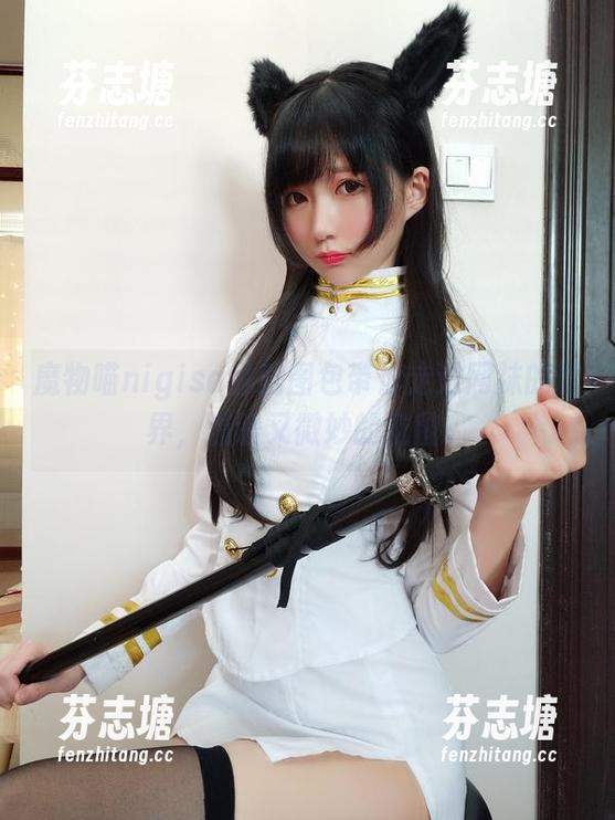 魔物喵nigisa私房图包带你走进网袜的世界，温暖又微妙的氛围。